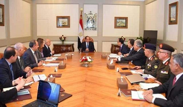 السيسى يعقد إجتماع لمتابعة مشروع تطوير محور المحمودية بالإسكندرية